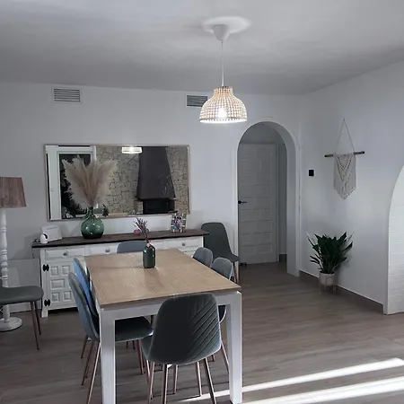 بيت للعطل Joya - Casa En La Playa Con Piscina دينايا